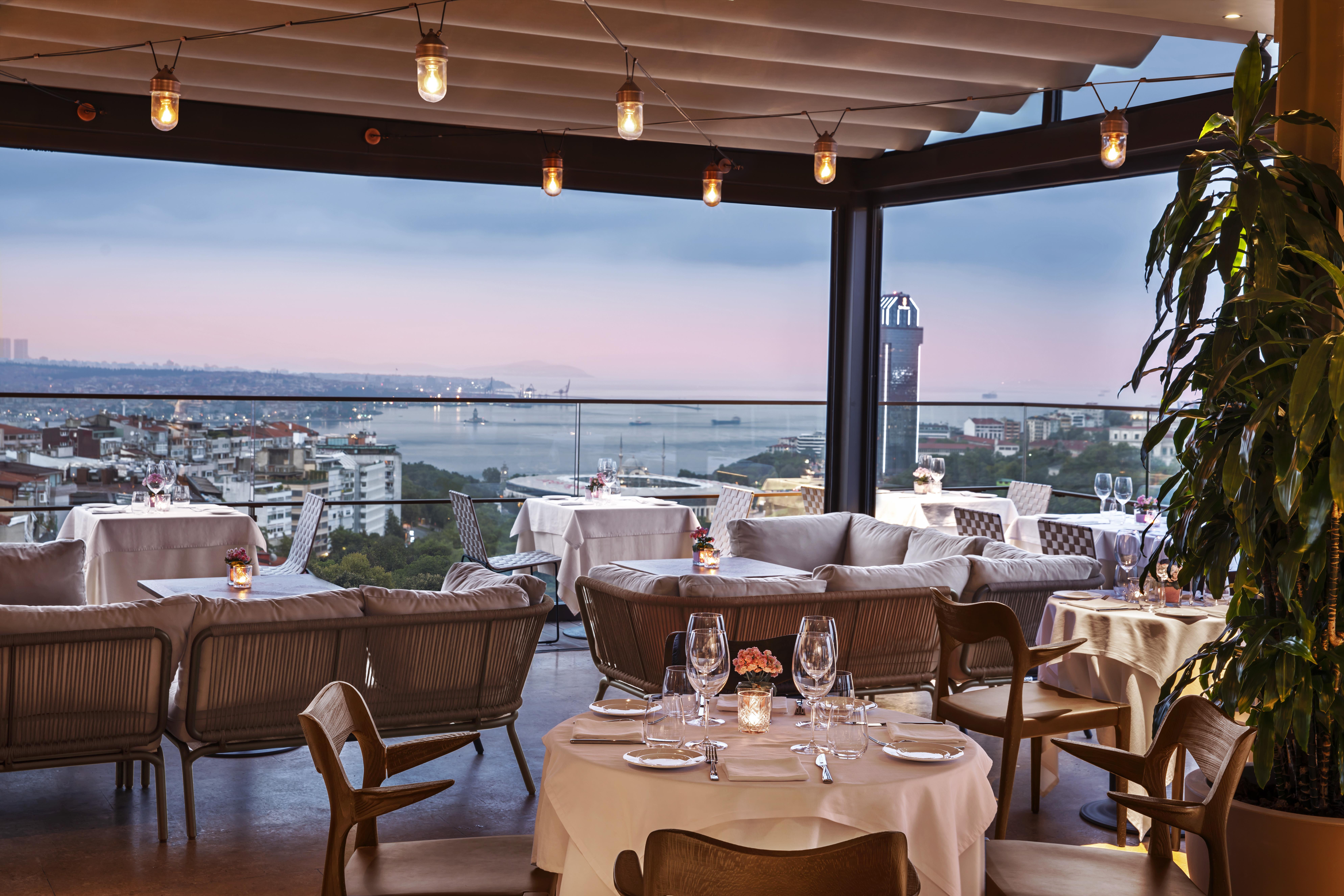 Glens Palas Istanbul Nisantasi Exterior foto The Sky Bar
